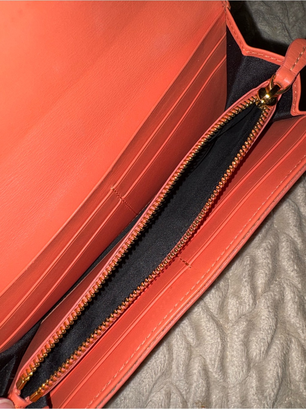 Versace Medusa Leather Continental Wallet โ Coral/Salmon Pink โ Made in Italy - Picture 6 of 15